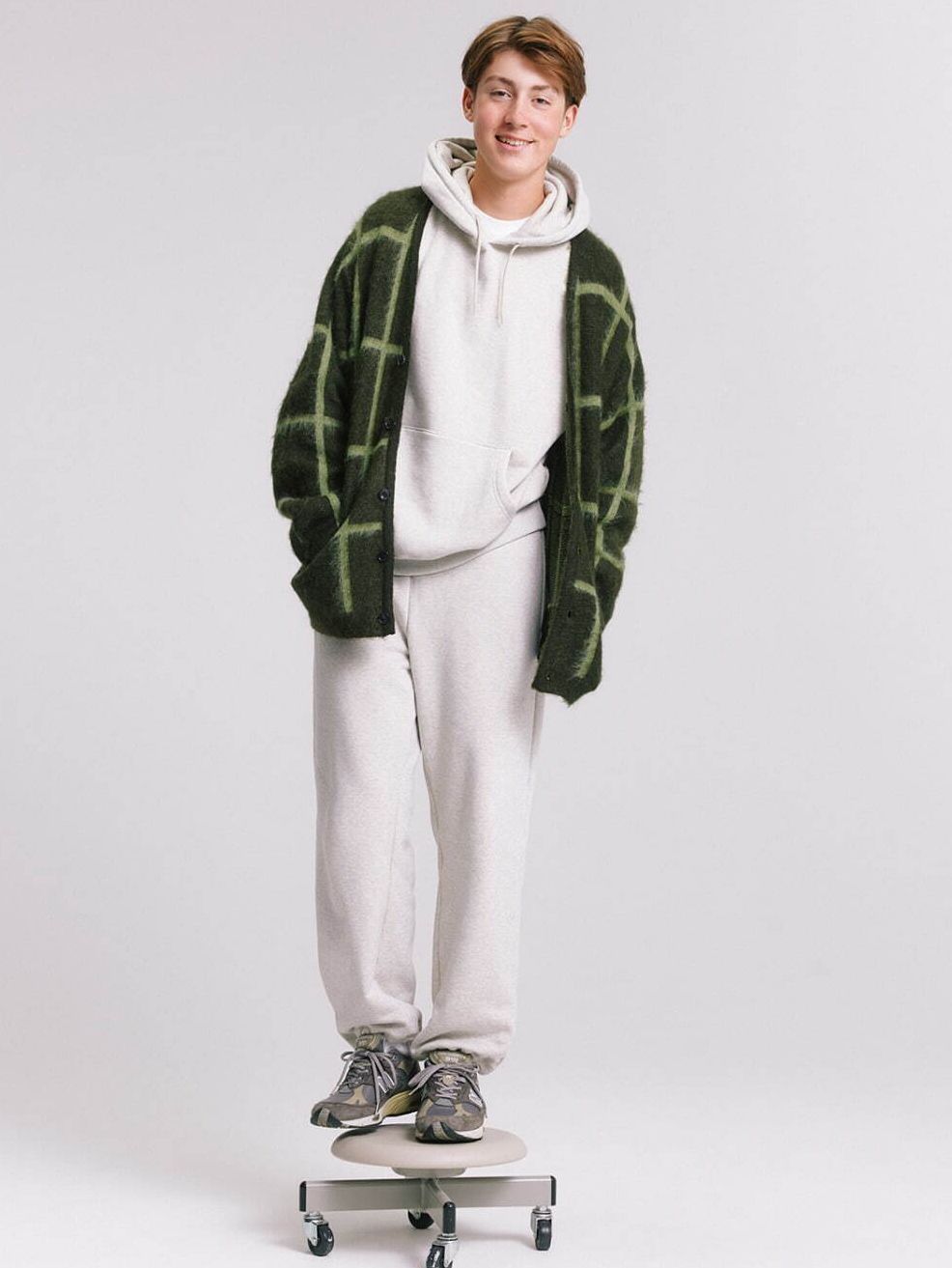 UNIVERSAL PRODUCTS《ユニバーサルプロダクツ》HEMP KNIT