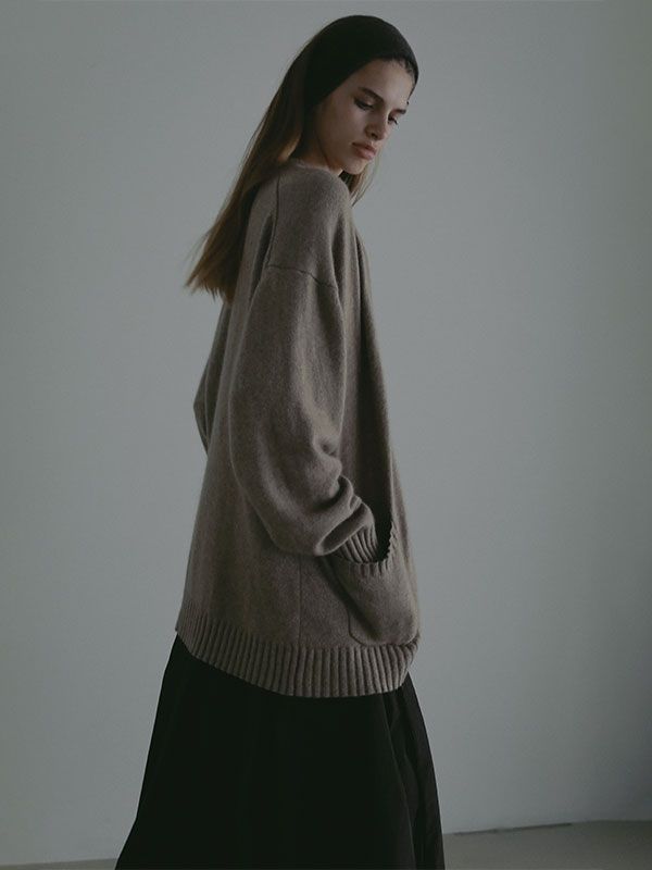 プレーンステッチVネックニットカーディガン (BEIGE)
