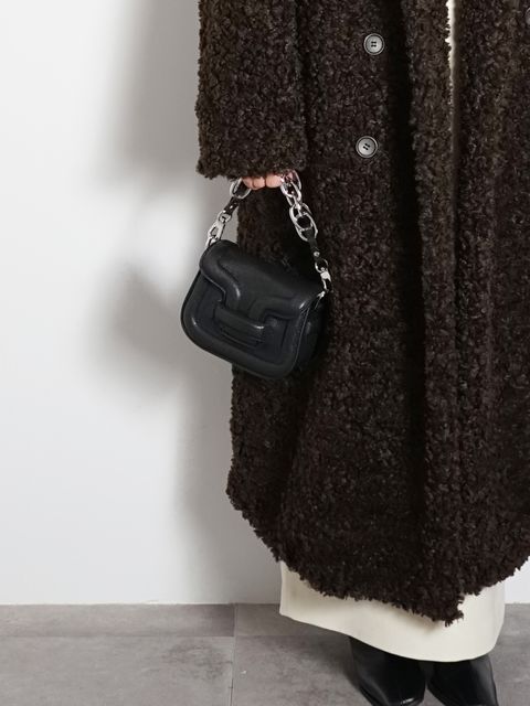 CLANE×ETREのきれいめコートスタイル