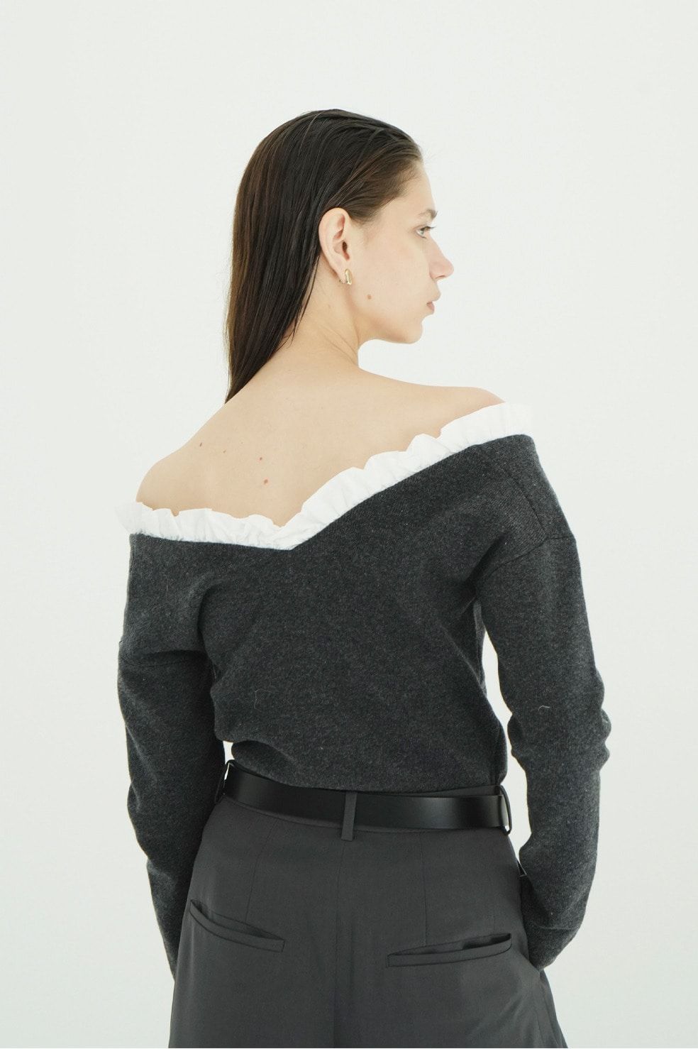 ツーウェイ フリルニットトップス - 2WAY FRILL V NECK KNIT TOPS (GREY)