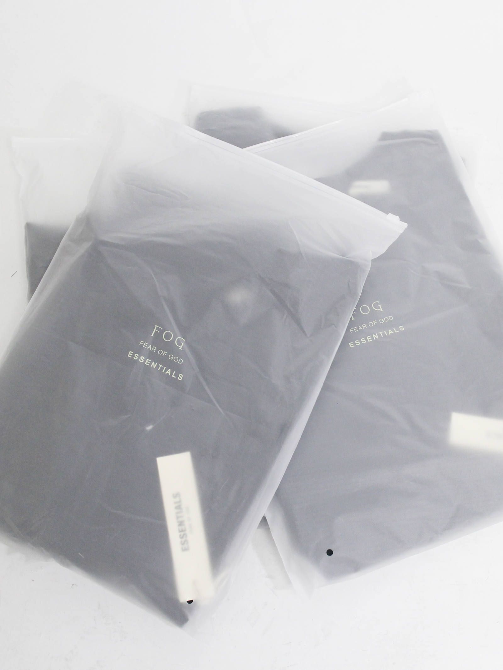 ESSENTIALS ロゴプリント長袖 プリントTシャツ - BLACK