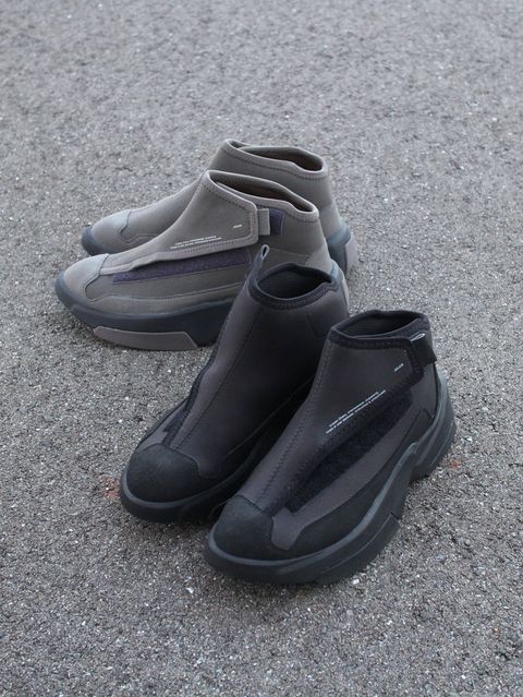 JULIUS ”COVERED CYBER SNEAKER ver.1”