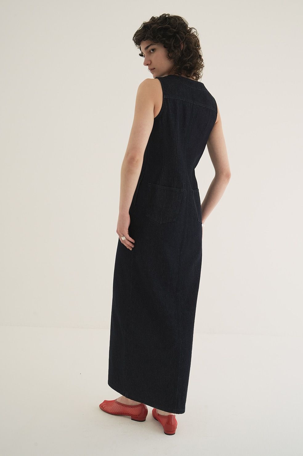 DKNY フローラル スリーブレス ワンピース DKNY(ディーケーエヌワイ) ワンピース(レディース) - 海外通販の