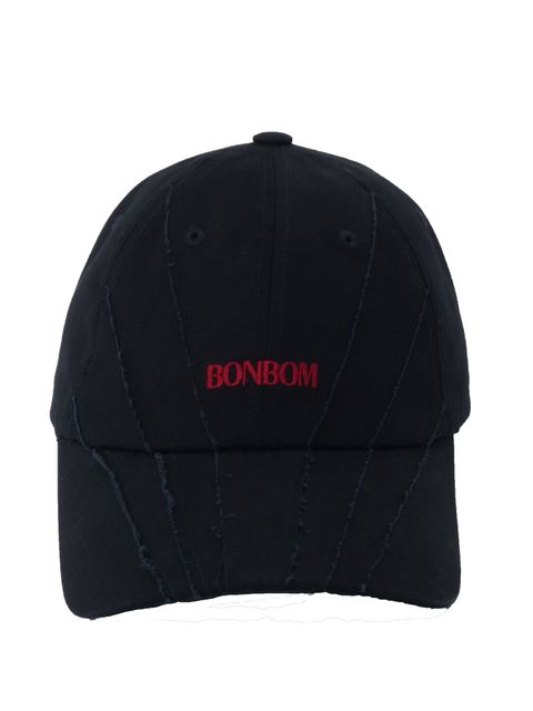 クラッシュステッチロゴ キャップ BLACK×RED