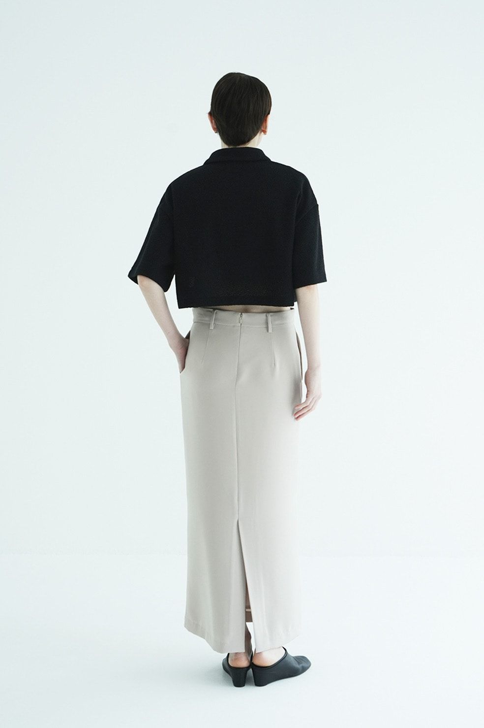 クロップドポロトップス - CRISP CROPPED POLO TOPS (BLACK)