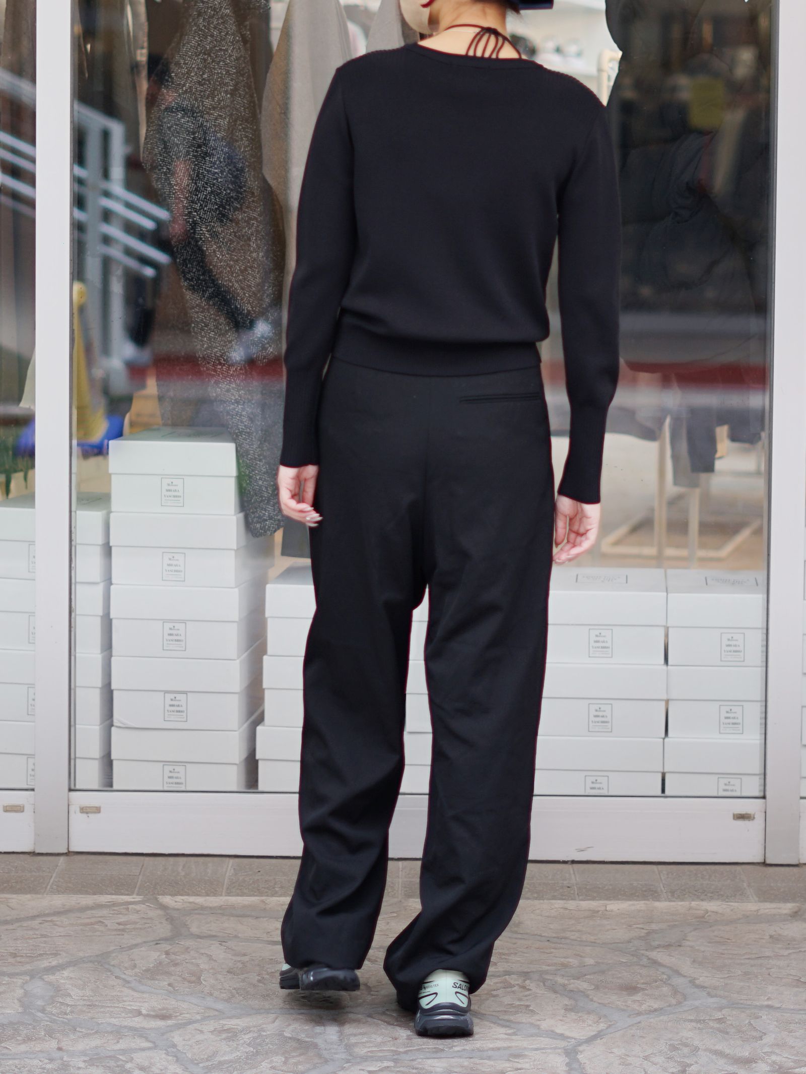 【25AW】 ベーシック コンパクト ニット トップス - BASIC COMPACT KNIT TOPS (BLACK)