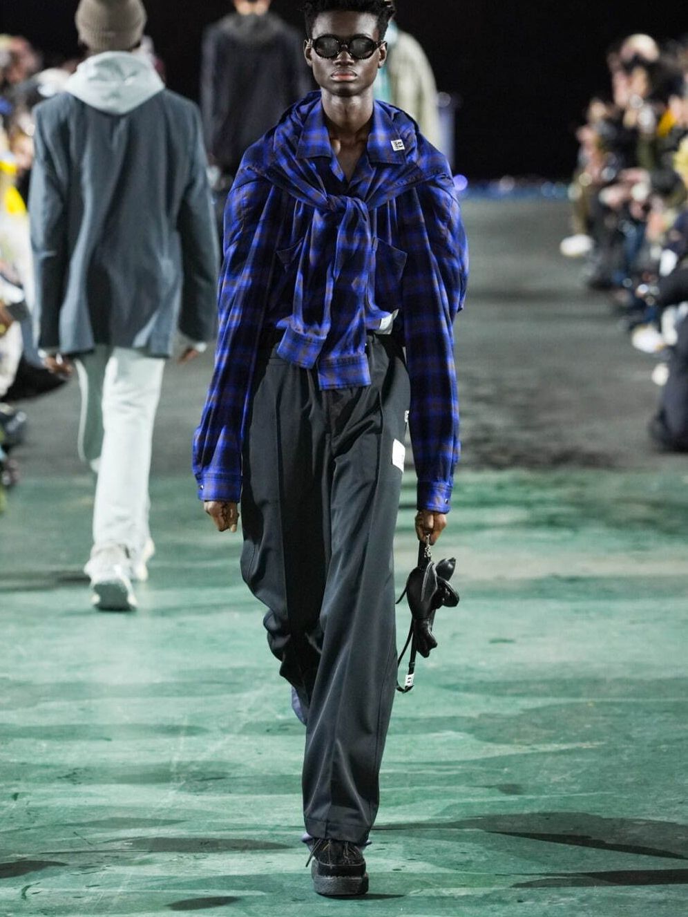 レイヤードチェックシャツ - Sleeve Layered Check Shirt (BLUE)