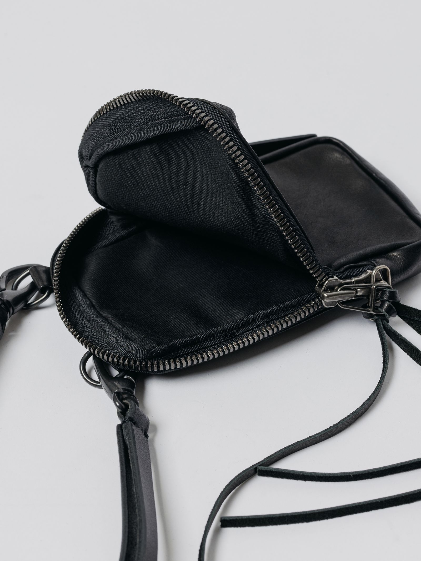 レザーネックポーチ - LEATHER NECK POUCH