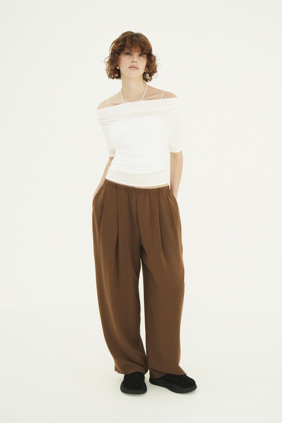 ドローストリングルーズタックパンツ - DRAWSTRING LOOSE TUCK PANTS(BROWN)