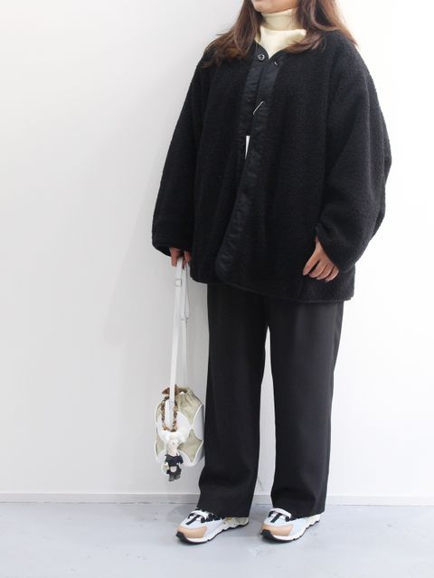 毎シーズン人気、CLANEの定番ボアジャケットコーデ