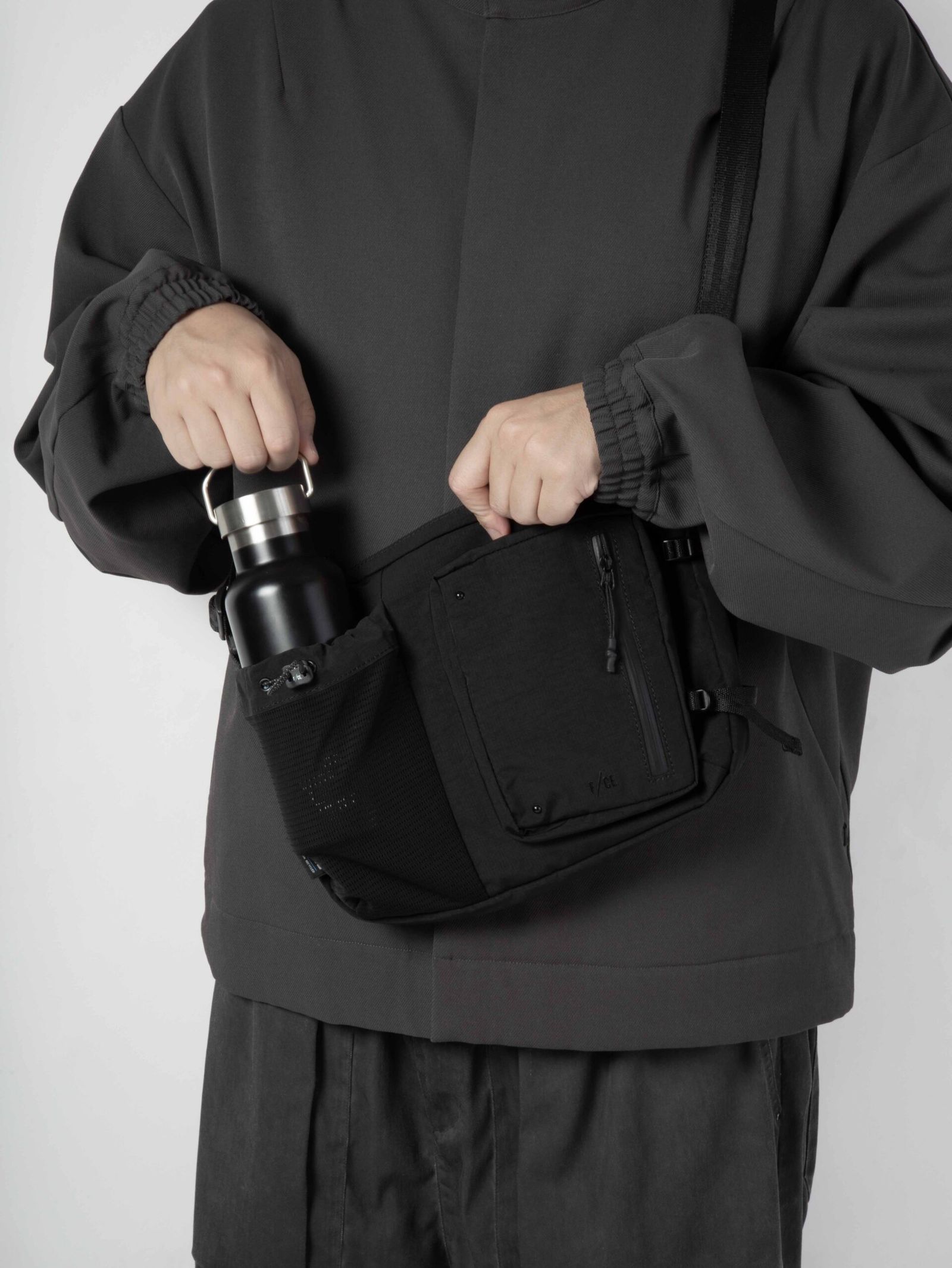 テックスニック® ボックス サコッシュ - TEXNIC® BOX SACOCHE (BLACK)