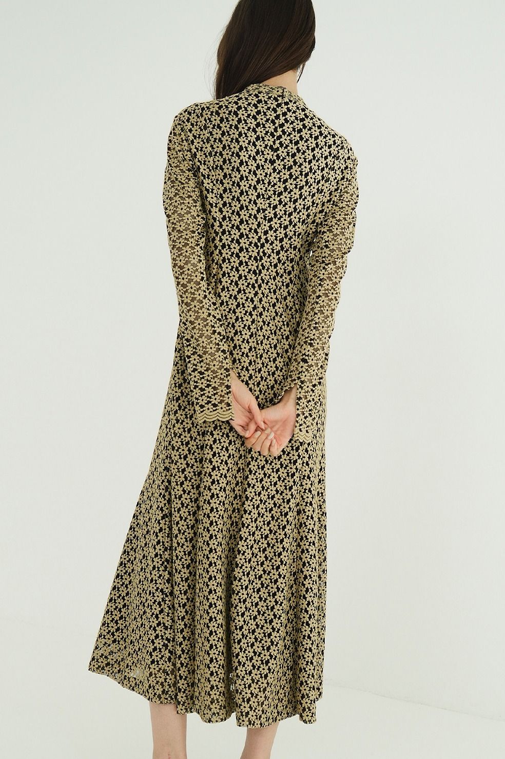 フラワーレースワンピース - 3D FLOWER LACE SLASH NECK ONEPIECE (MIX)