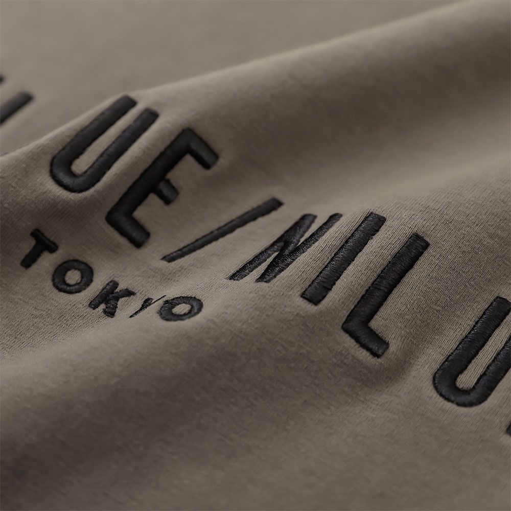 ロングスリーブ刺繍カットソー - LONG SLEEVE EMBROIDERY TEE - Deep Khaki
