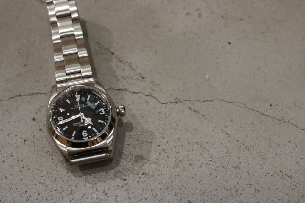 UNIVERSAL PRODUCTS × VAGUE WATCH