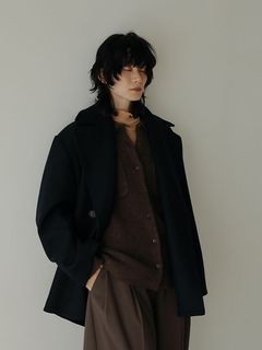 大人の余裕さを感じるETREの新作コートスタイル