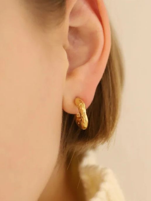 【両耳用】メルトピアス GOLD ゴールド シンプル デザイン ユニセックス アクセサリー