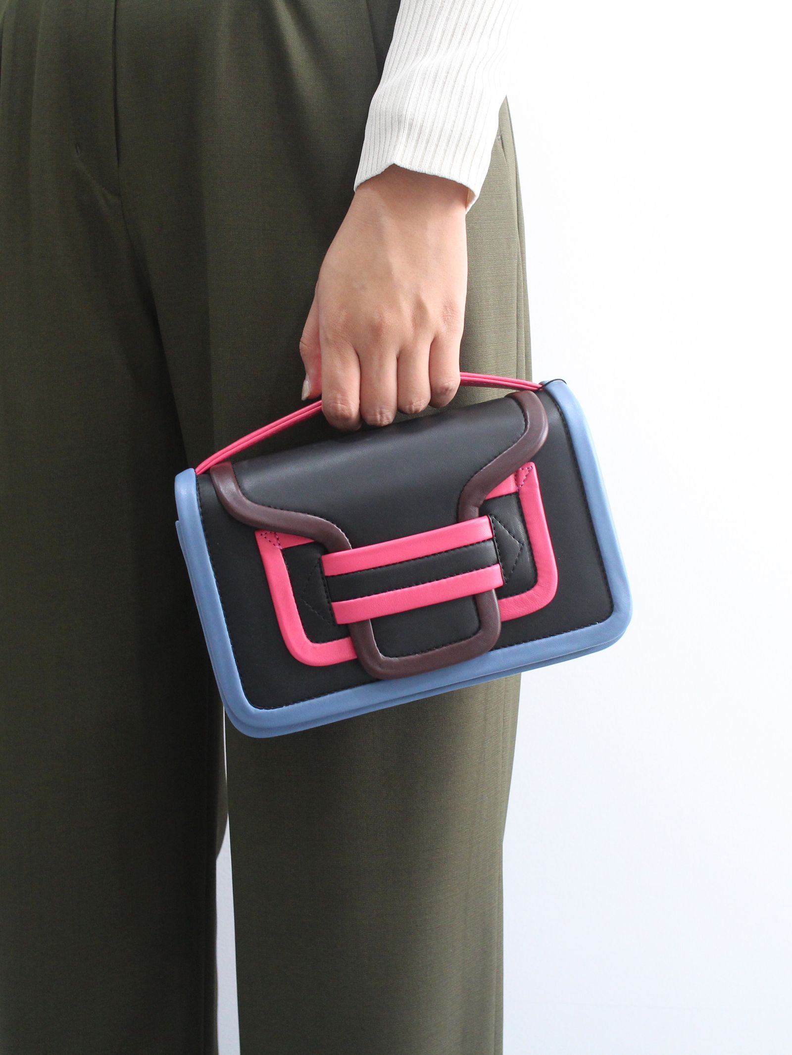 CLANE 定番ベーシックシリーズでコーディネート