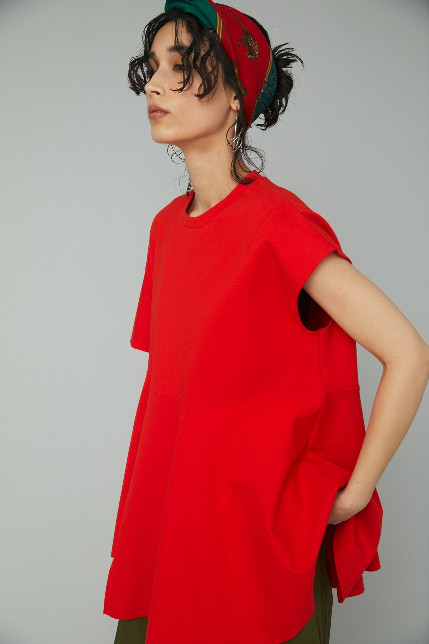 HeRIN.CYE クロップドポンチトップス 新品 HeRIN.CYE - クロップド ポンチ トップス - Cropped ponte tops