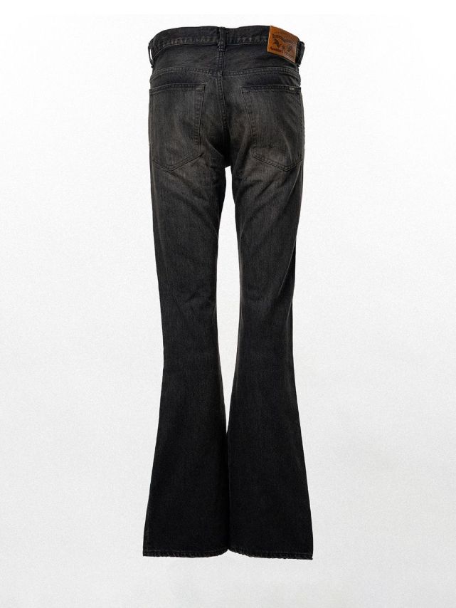 ディストレスド スリム ブーツカット デニム パンツ - Distressed Slim Bootcut Denim Pants (BLACK)