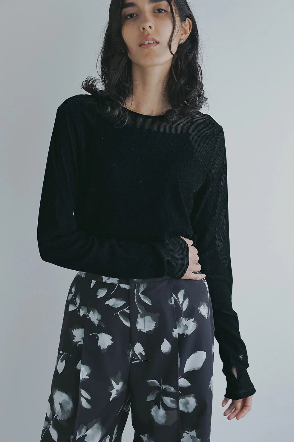 チュール フロッキー ストライプ トップス - TULLE FLOCKED STRIPE TOPS (BLACK)