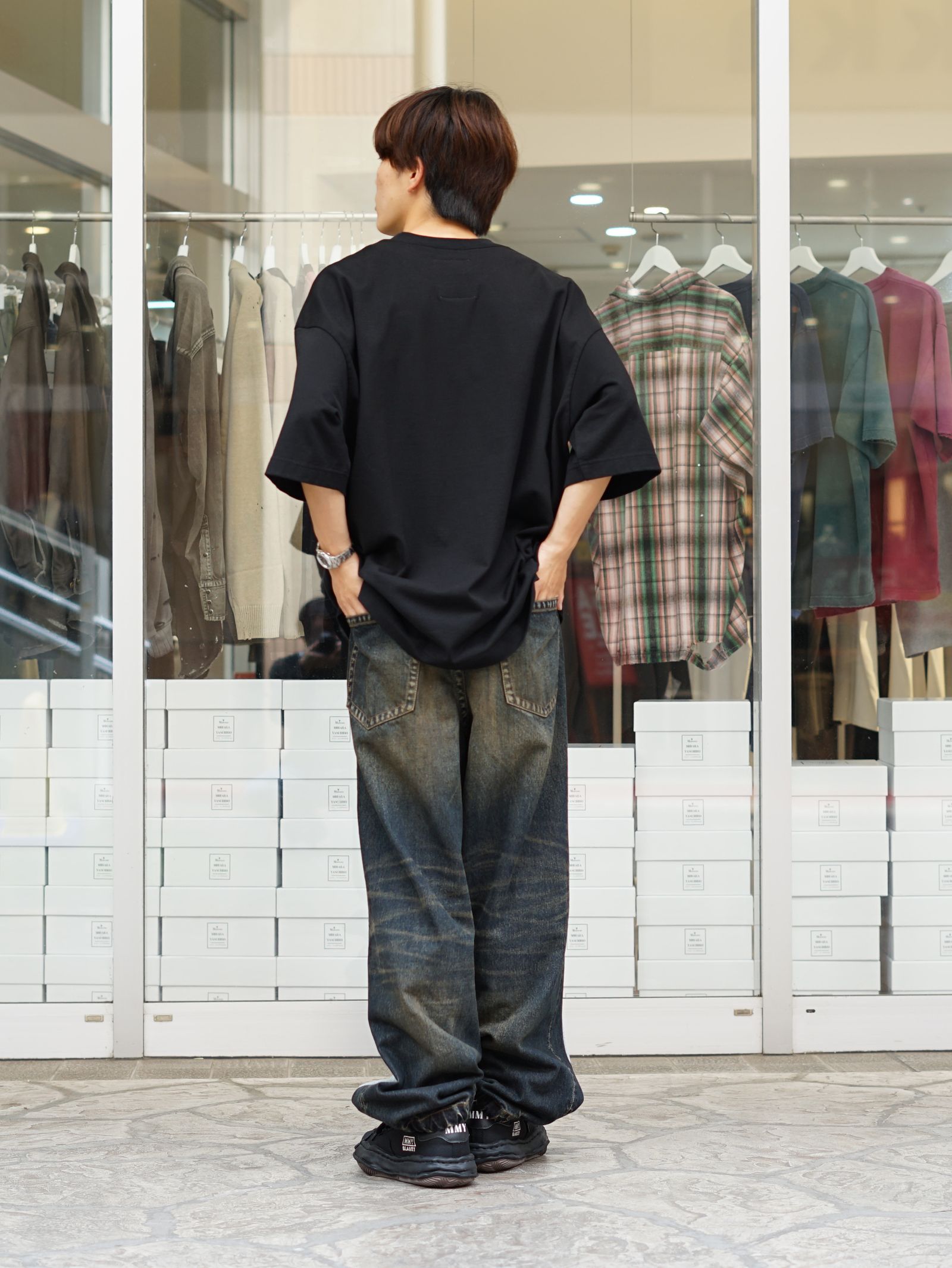 26AW メゾンミハラヤスヒロで魅せる、抜け感ストリートスタイル