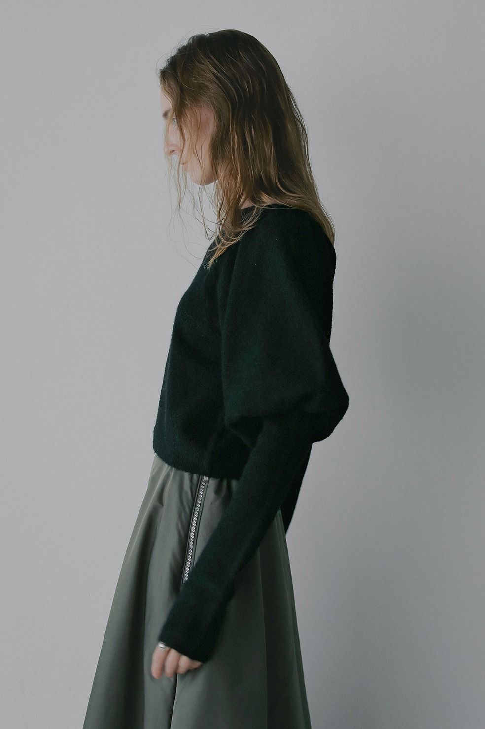 ニットプルオーバー - PUFFY SLEEVE KNIT (BLACK)