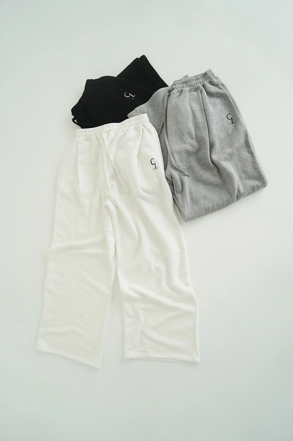 【3色展開】 ロゴスウェットワイドパンツ - LOGO SWEAT TUCK WIDE PANTS