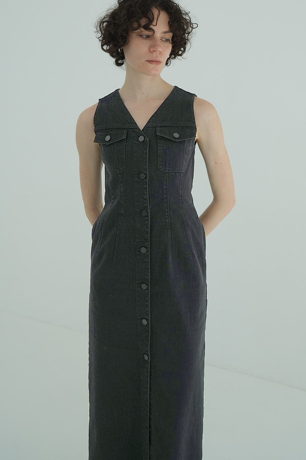 スリーブレス デニムワンピース - SLEEVELESS LADY DENIM ONEPIECE BLACK