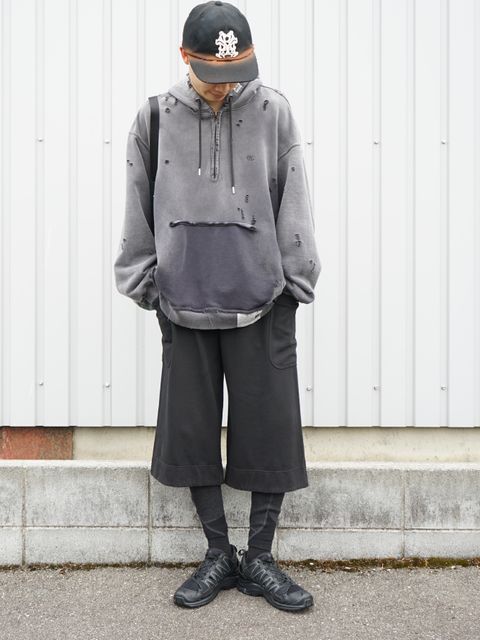 MMY×TVA | ゆるっと着たい、黒ベースの街コーデ