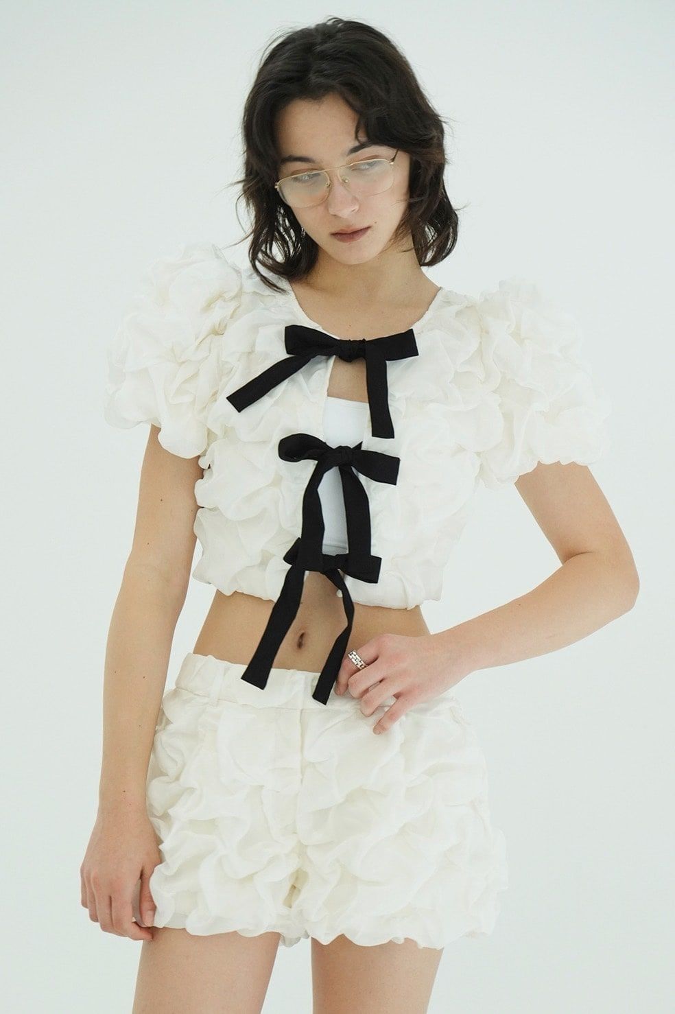 パフトップス - W FACE CLOUD PUFF SLEEVE TOPS (WHITE)