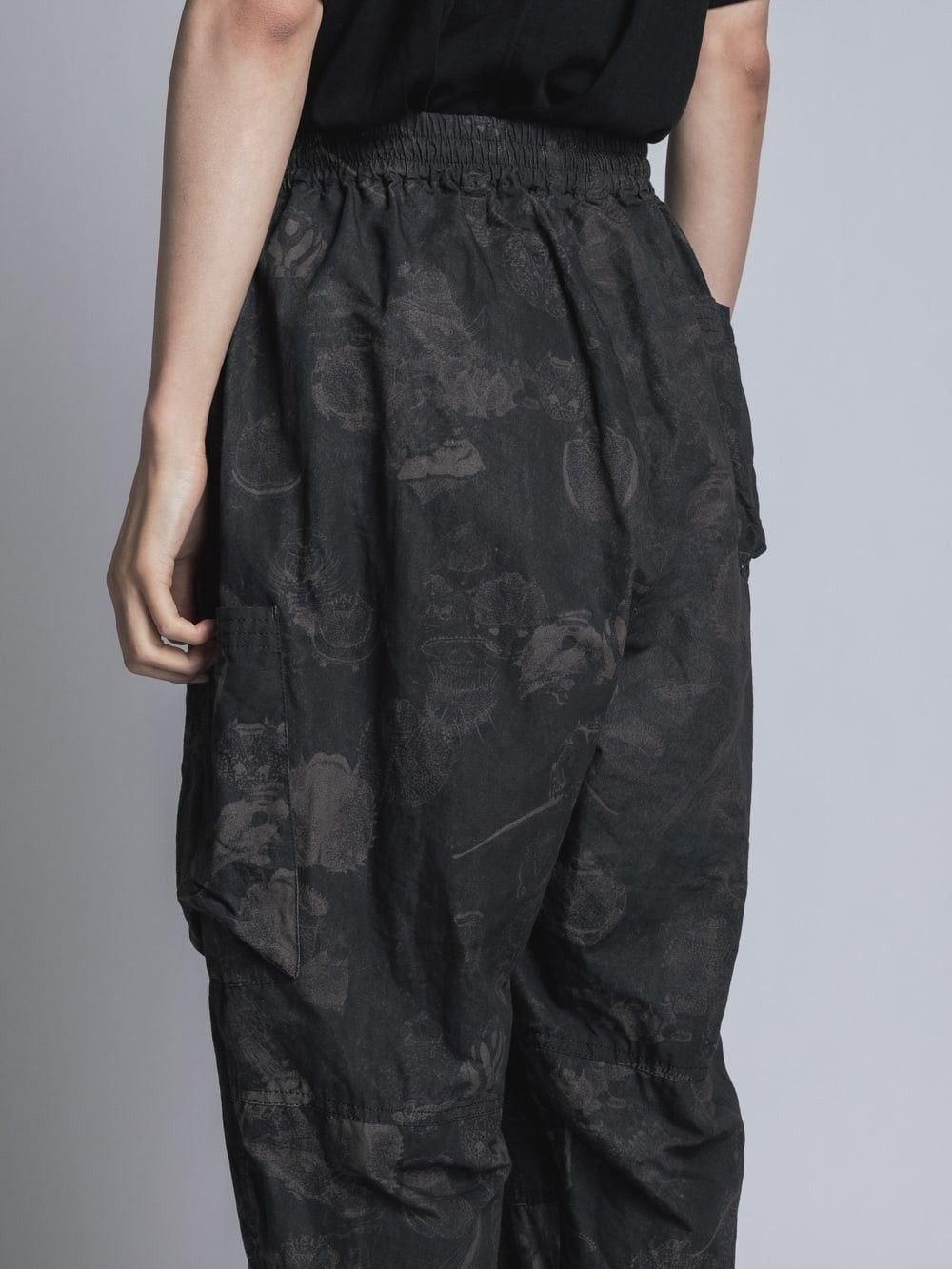 桃山鈴子 インセクトプリント パンツ - INSECT PRINT TROUSERS