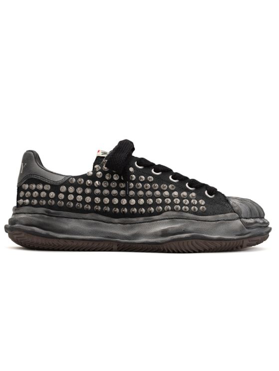 オリジナルソール スタッズスニーカー "BLAKEY"  STUDDED Canvas Low-top Sneaker - A13FW729 - BLACK × BLACK