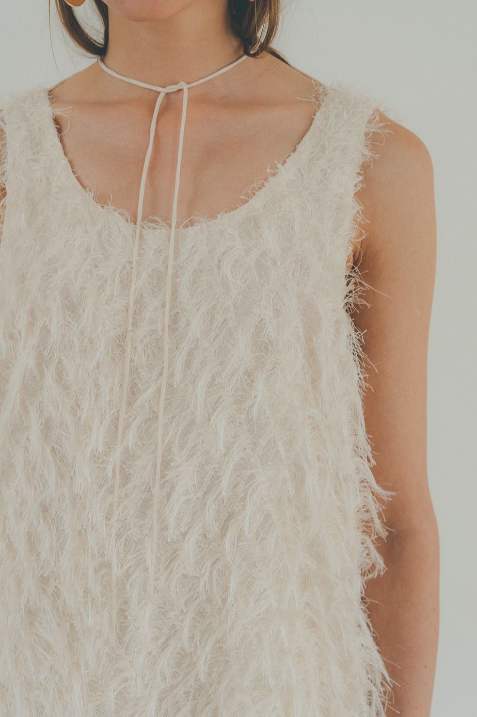 W FACE CROSS FRINGE TOPS | hartwellspremium.com