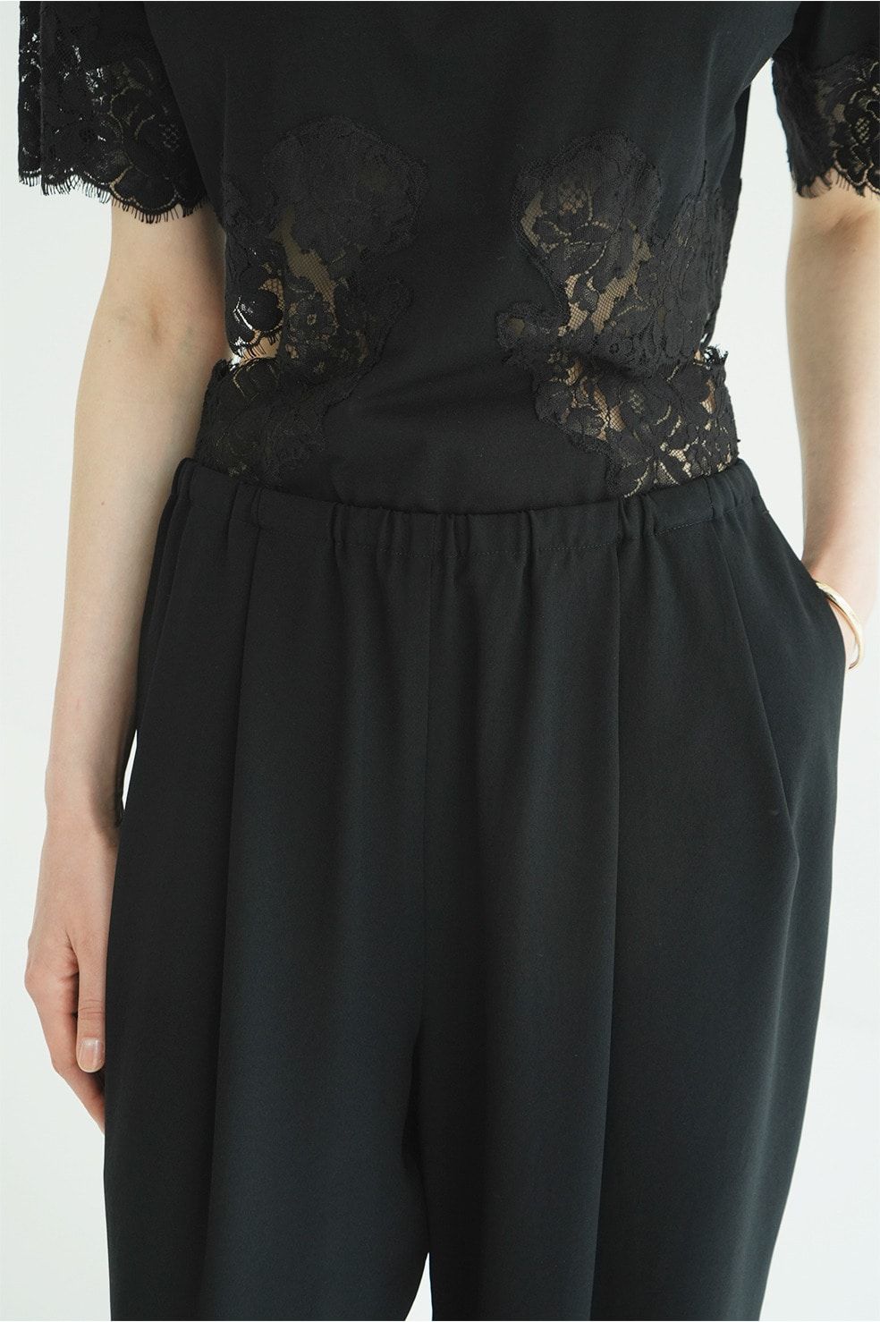 ドローストリングルーズタックパンツ - DRAWSTRING LOOSE TUCK PANTS(BLACK)