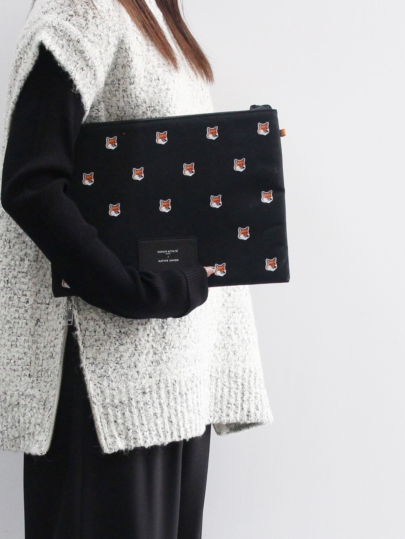 MAISON KITSUNÉ - メゾンキツネ ラップ トップケース - ALL OVER MAISON KITSUNÉ - メゾンキツネ ラップ トップケース - ALL OVER
