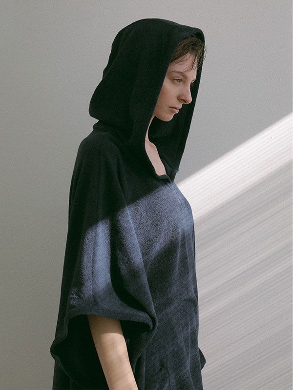 フェードパイルフードポンチョ (NAVY)