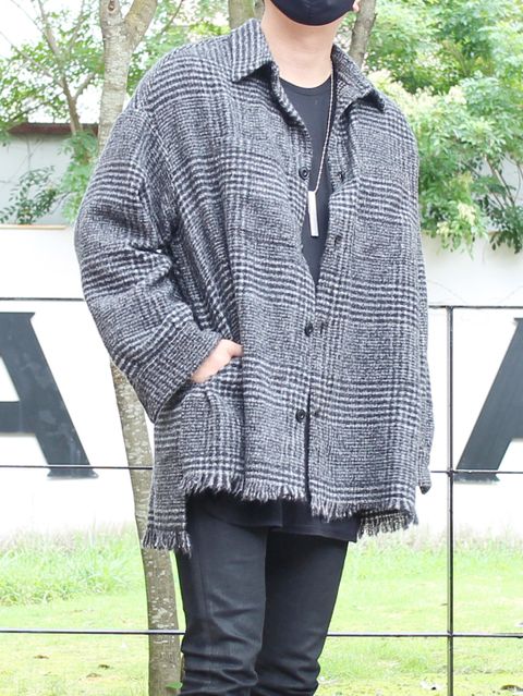 destinのカシミヤウールシャツをメインにした最新秋冬スタイル