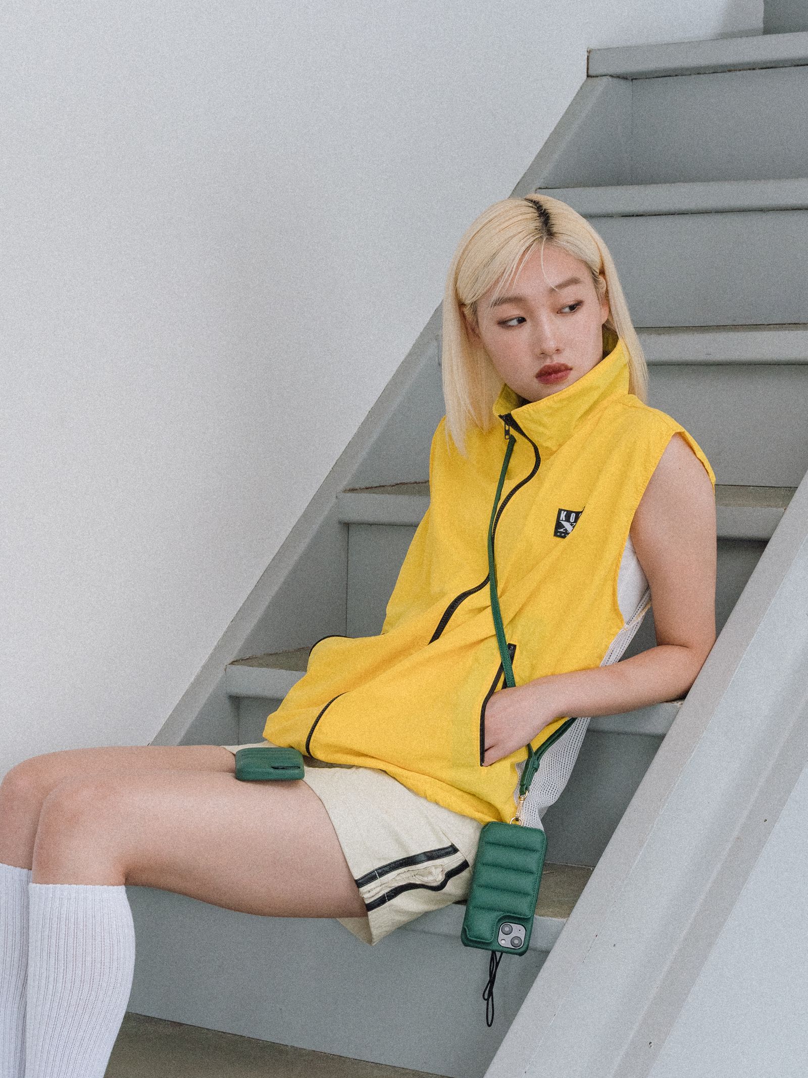 【BALLON バロン】 手帳型 レザー ケース | iPhone 14～17シリーズ対応  (グリーン）