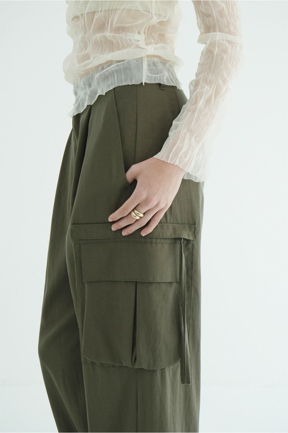 カーゴパンツ - LOW WAIST POCKET CARGO PANTS (KHAKI)