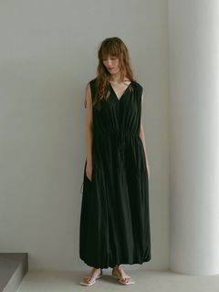 ドロストバルーンワンピース - BLACK