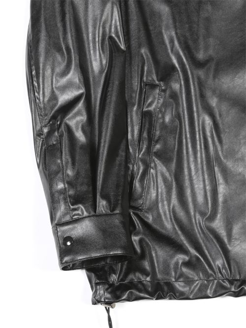 ウォッシャブルライトフェイクレザーコーチジャケット - Fake Leather Coach Jacket - BLACK