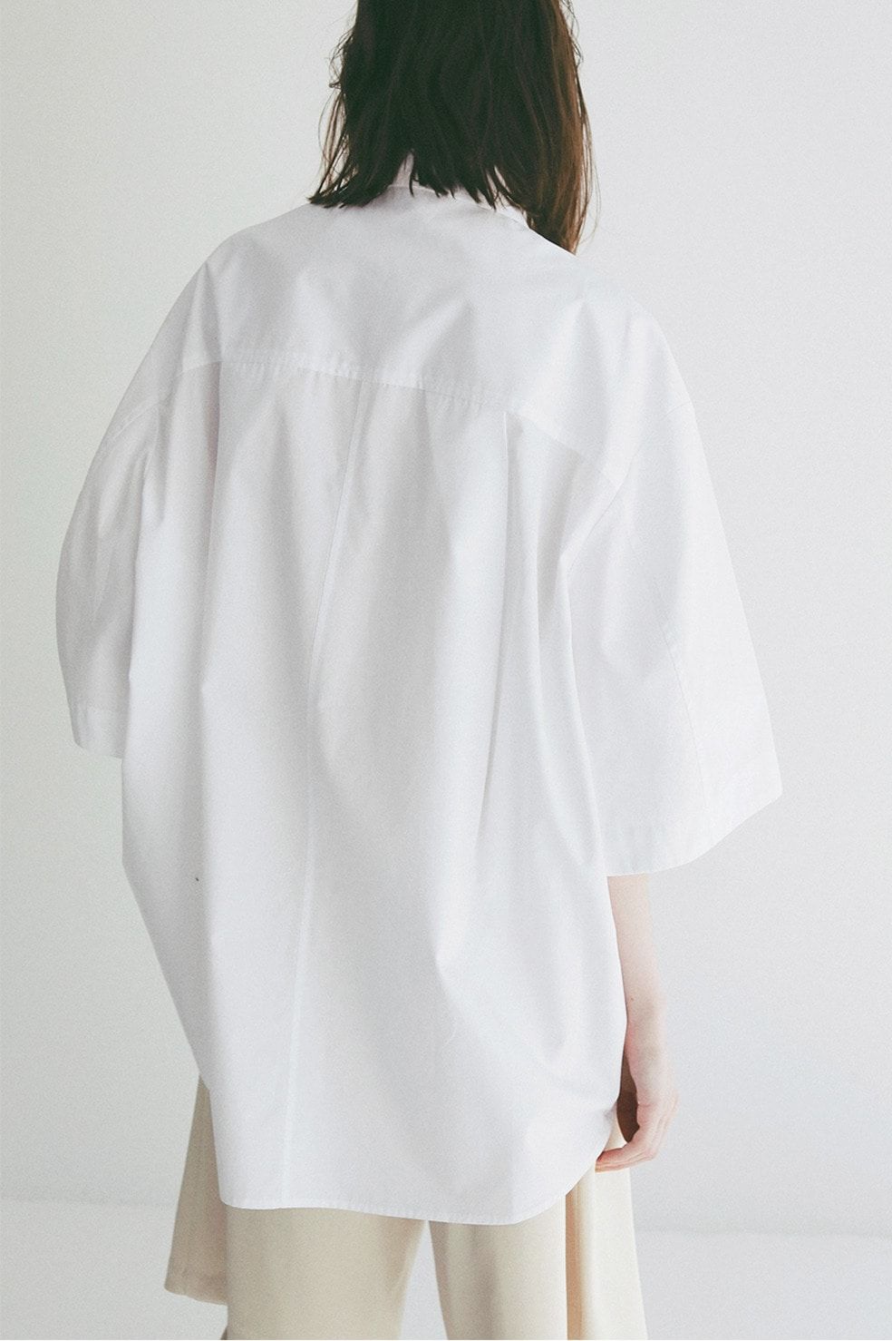 ハーフスリーブヒュージーシャツ - HALF SLEEVE HUGE SHIRTS (WHITE)