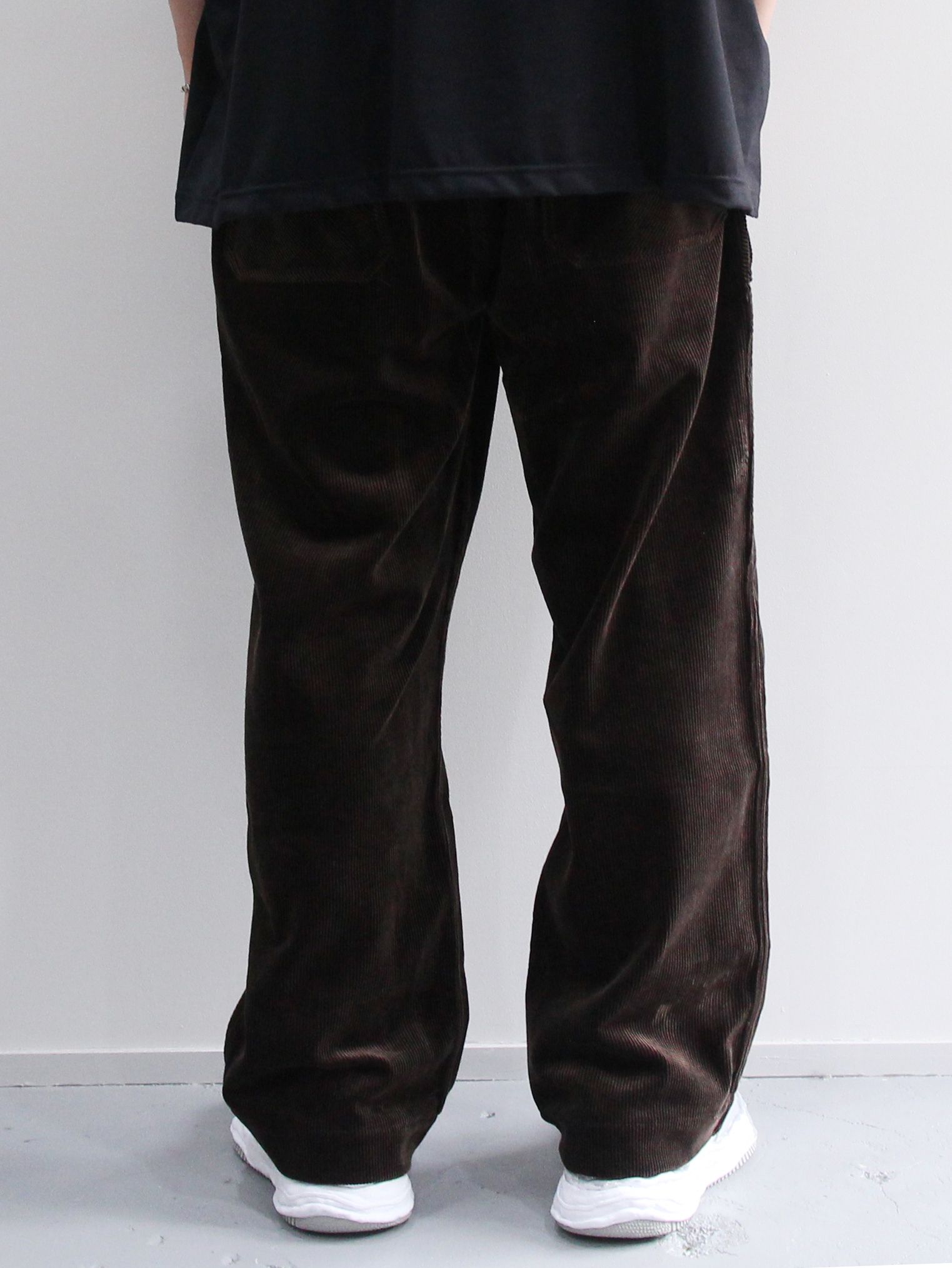 【23-24AW】 コーデュロイ カーゴ パンツ - CARGO PANTS CORDYROY - DARKBROWN