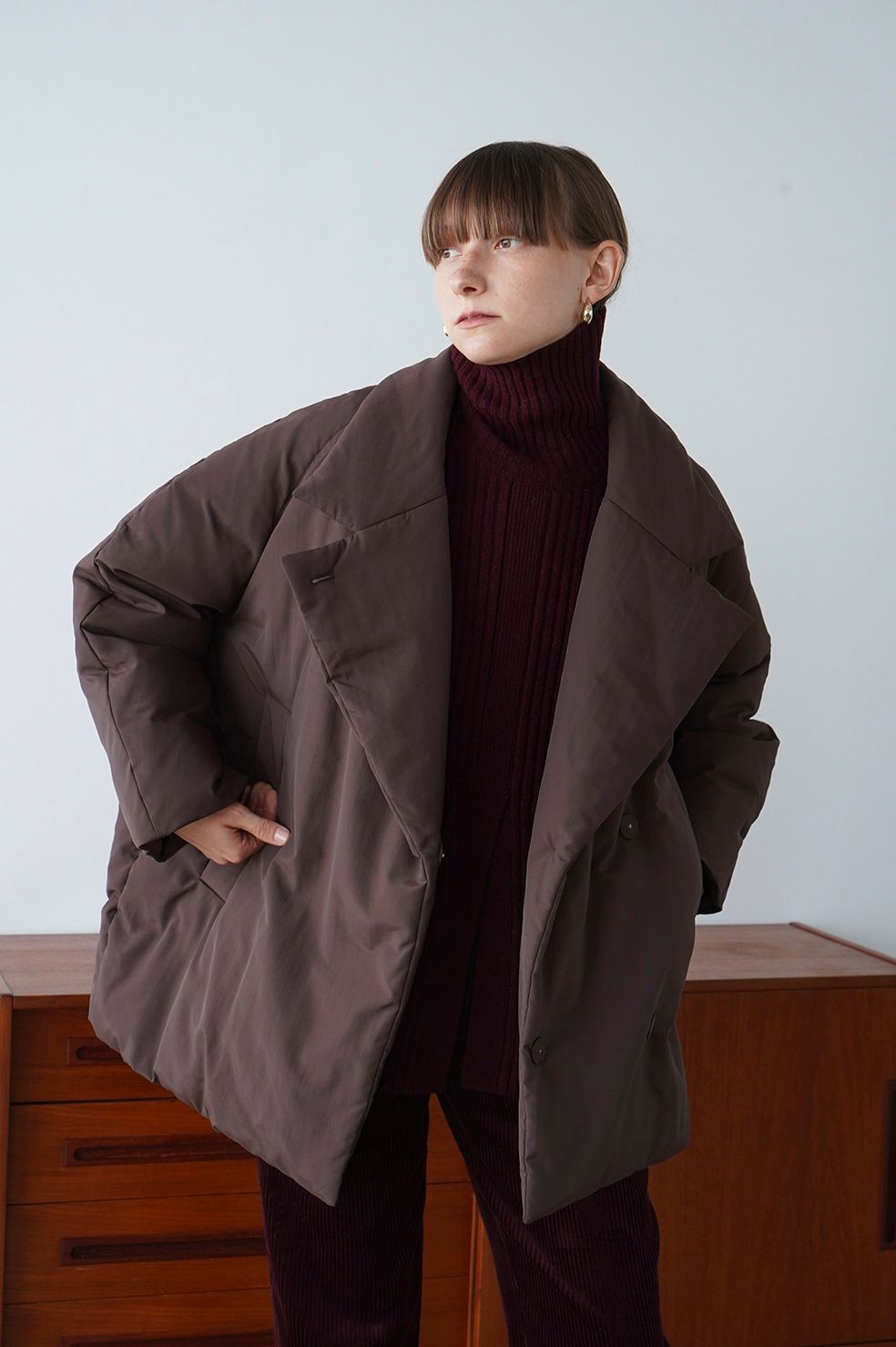 CLANE - コクーン ダウン コート - COCOON SHORT DOWN COAT - BROWN ...