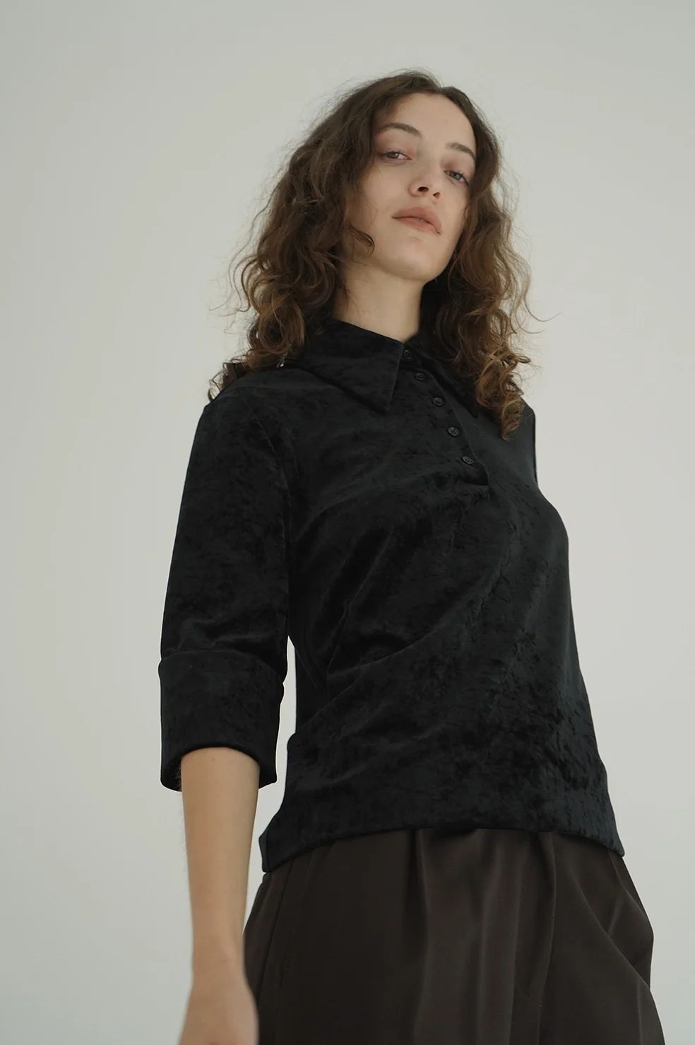 ベロア ポロトップス - CRUSHED VELOUR POLO TOPS BLACK