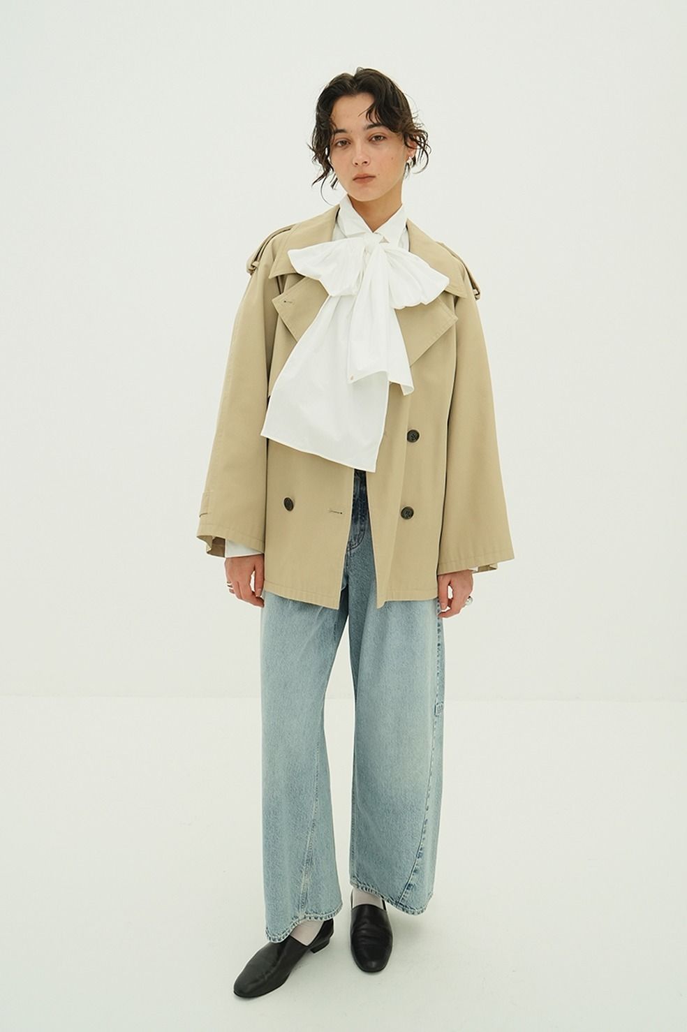 オーバー ショートトレンチコート - OVER SHORT TRENCH COAT (BEIGE)