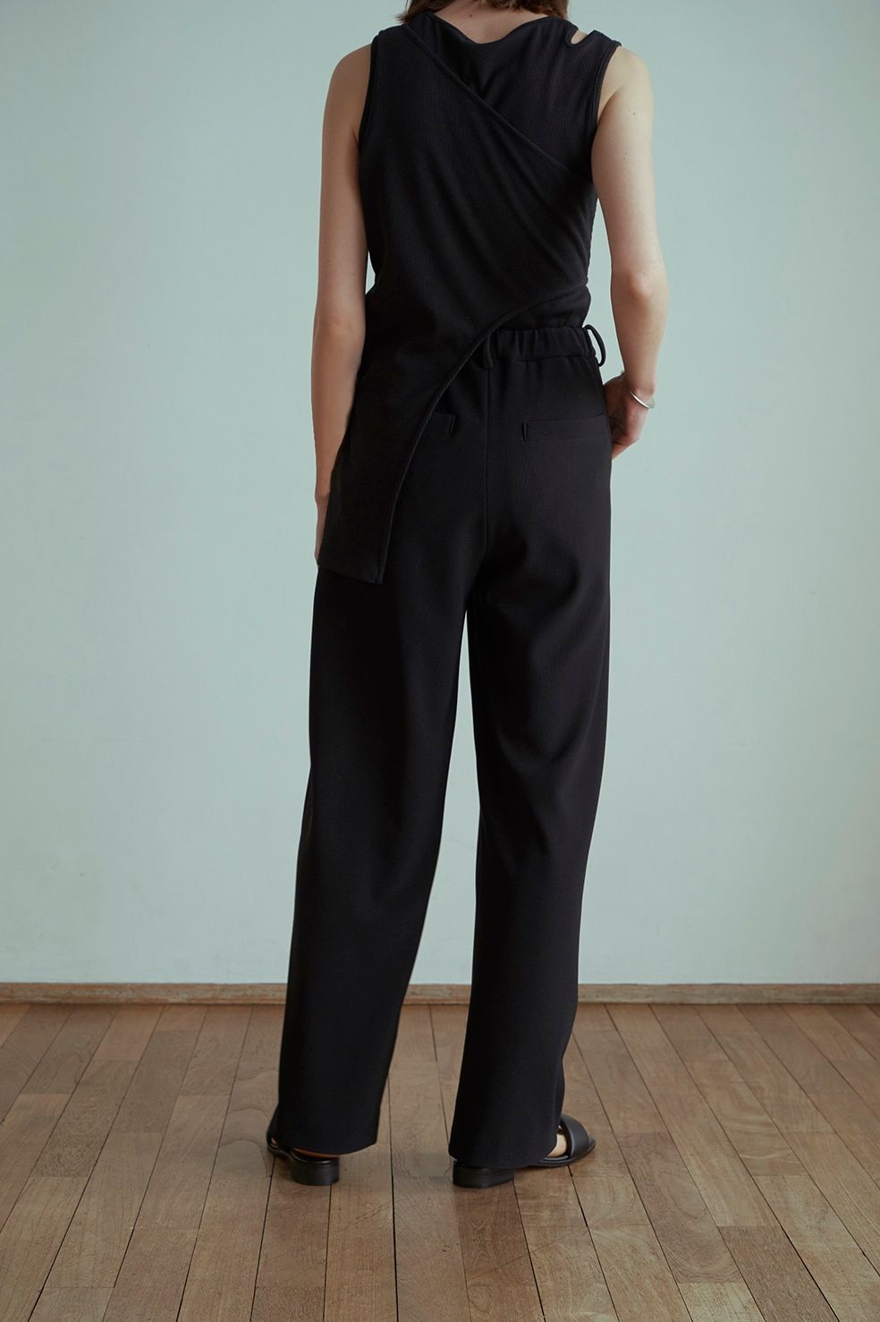 CLANE - RIB STRIPE TUCK PANTS - BLACK | ADDICT WEB SHOP