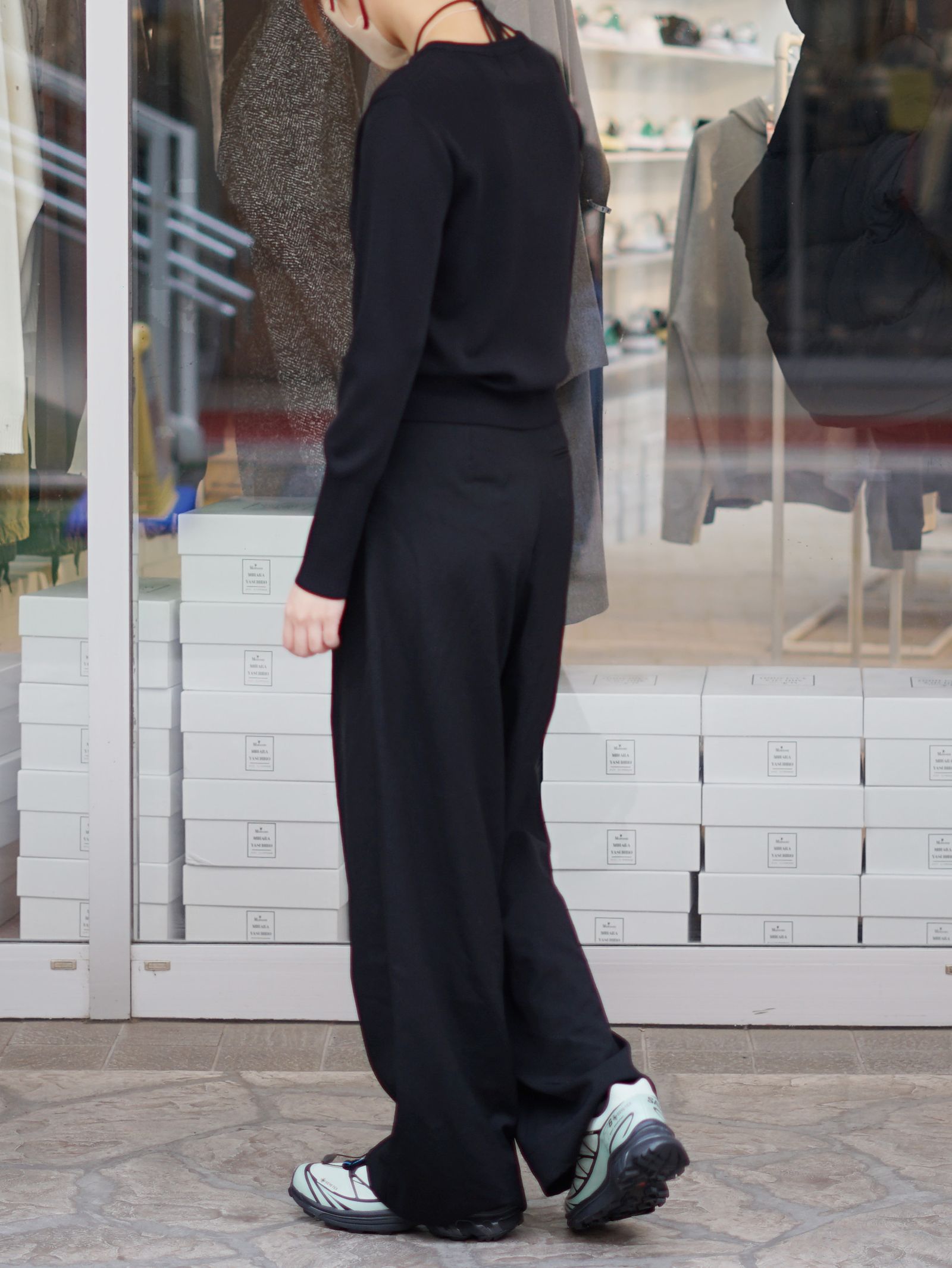 【25AW】 ベーシック コンパクト ニット トップス - BASIC COMPACT KNIT TOPS (BLACK)