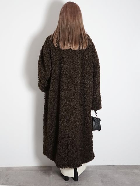 CLANE×ETREのきれいめコートスタイル