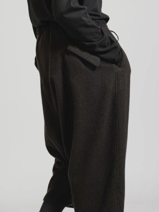 ウール縮絨 製品染め ショートパンツ - OBJECT DYE WOOL DROP CROTCH HALF PANTS DARK OLIVE